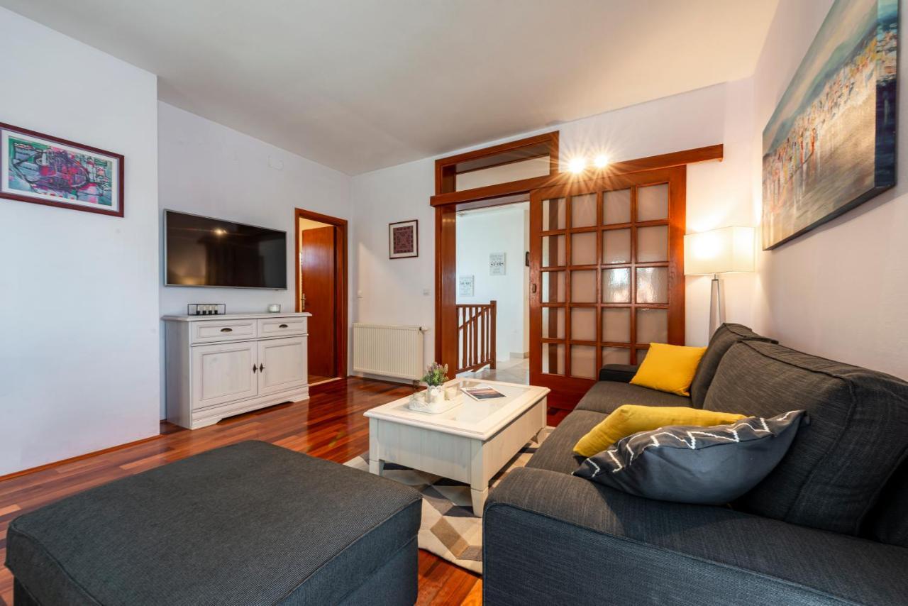 Apartment Miljas ツァヴタット エクステリア 写真