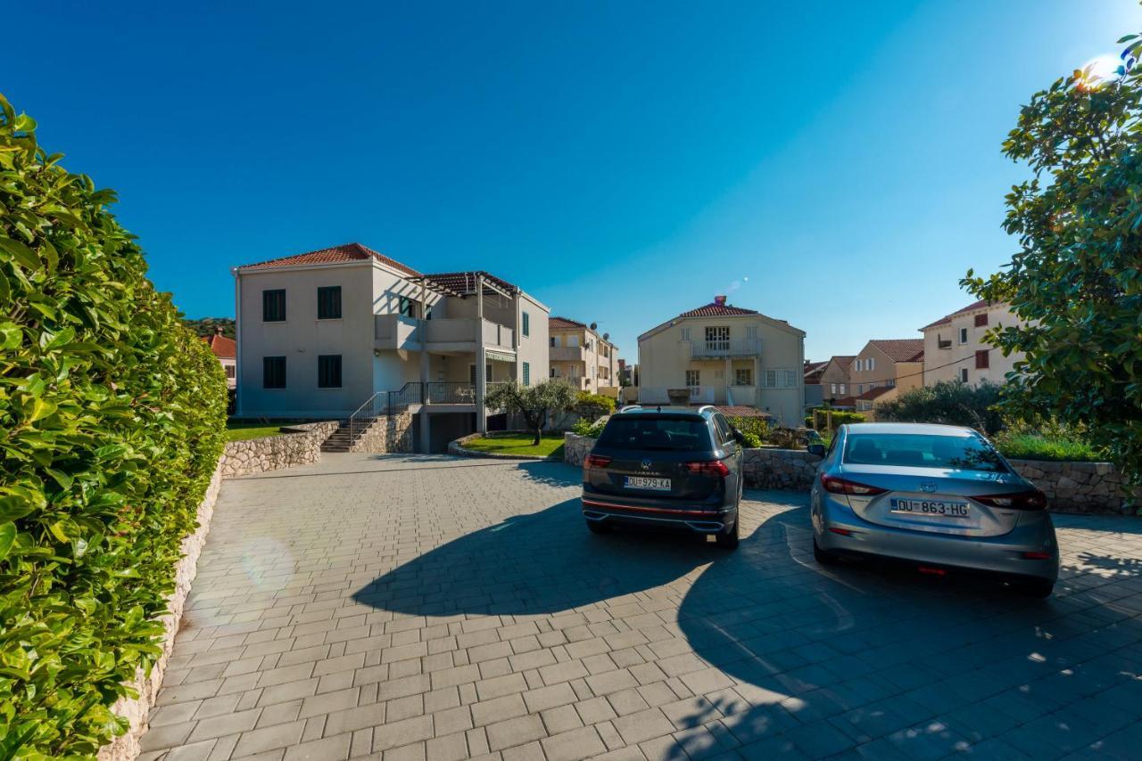 Apartment Miljas ツァヴタット エクステリア 写真