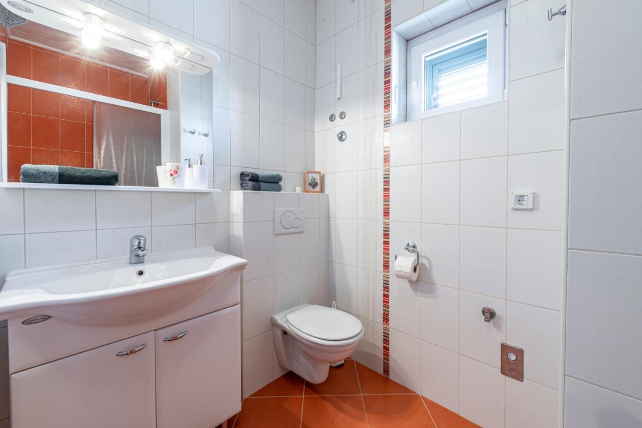 Apartment Miljas ツァヴタット エクステリア 写真